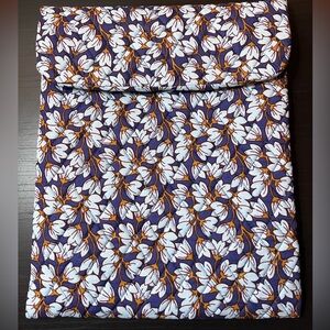 NWOT Vera Bradley Small Tech Sleeve PawPaw Flower